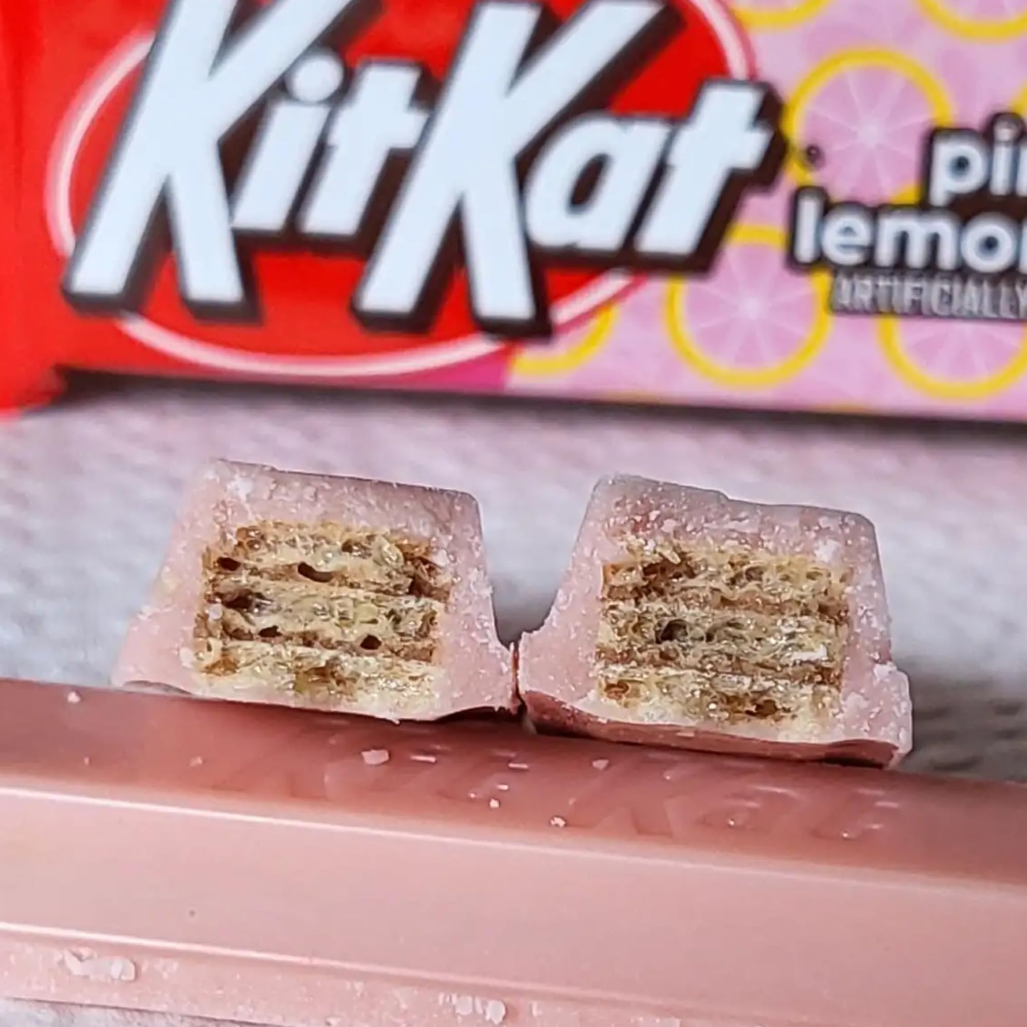 KIT KAT KitKat Pink Lemonade Candy Bar | Limited Edition Flavor | 4 Pack, 6 oz, Full Size