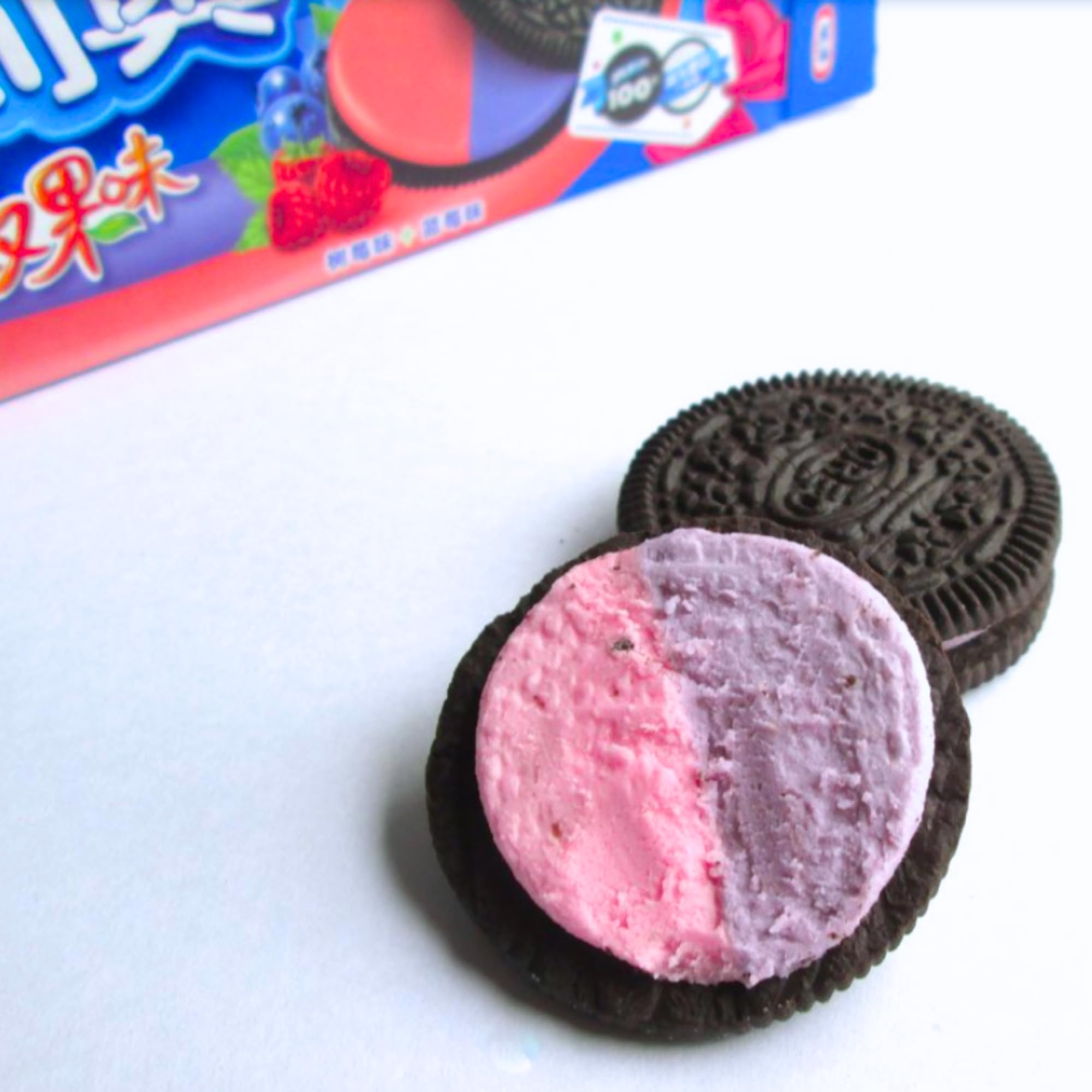 Oreo cookie sandwich fruity cream Taiwan