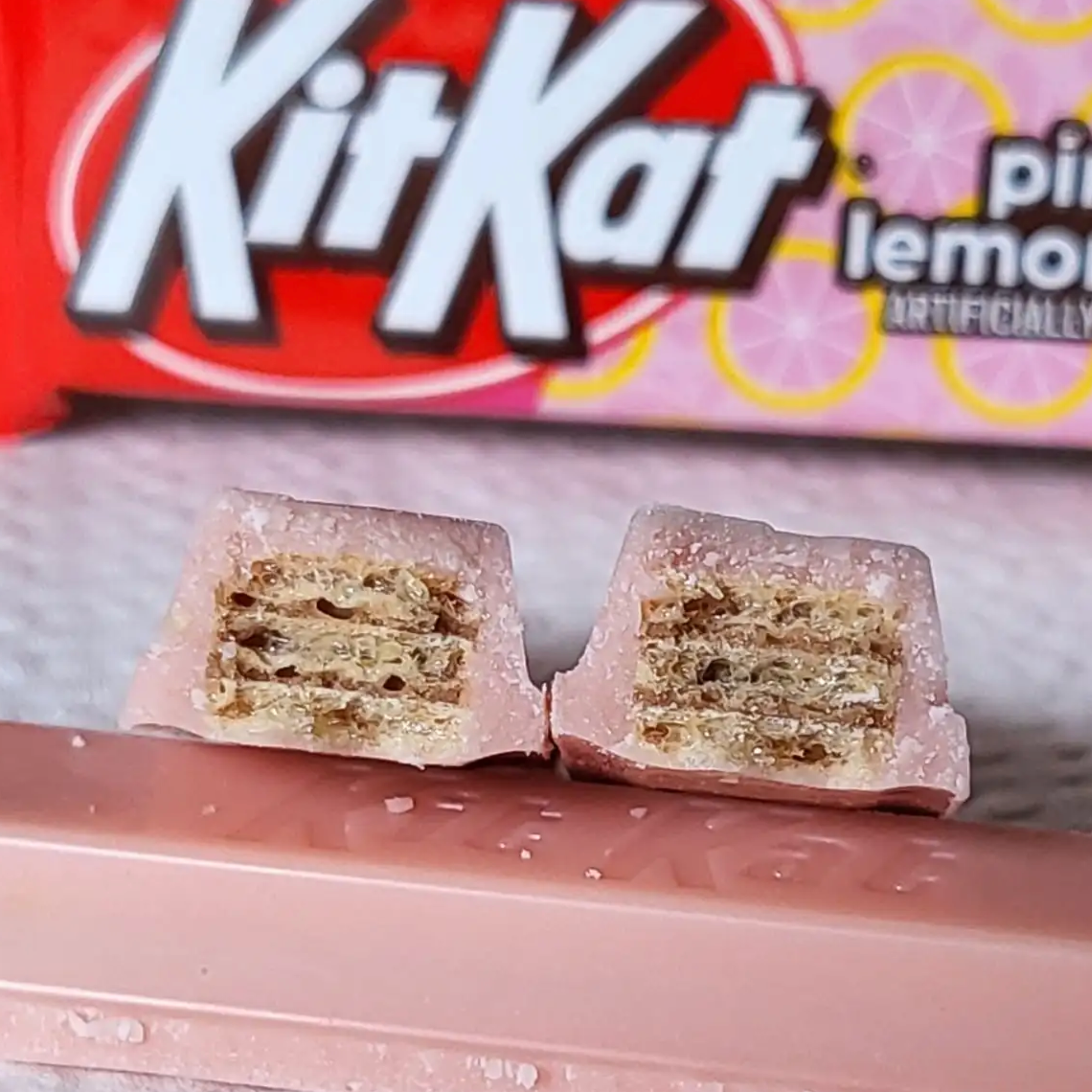 Strawberry Lemonade KitKat - Limited Edition