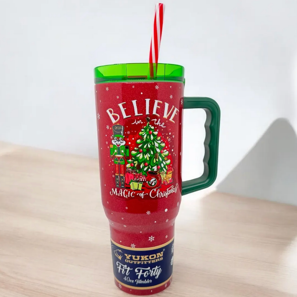 Buc-ee's Christmas tumbler 40 oz – festive holiday drinkware with Christmas tree and Buc-ee design. Christmas gift for parents.